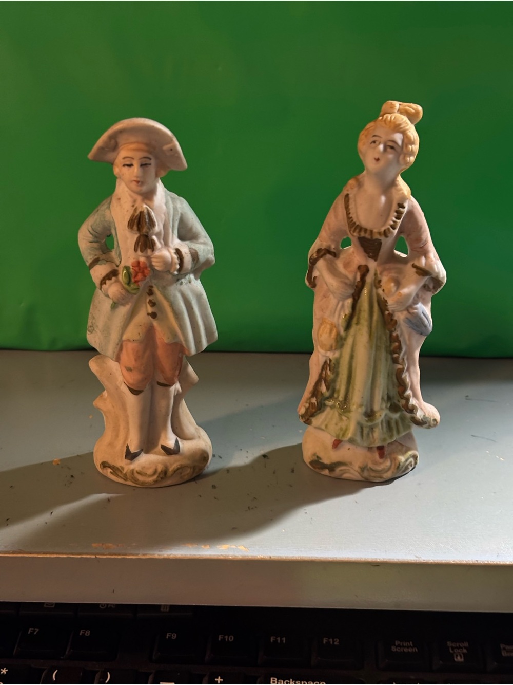 Porcelain Pair of Vintage Colonial  Figurines Occupied Japan